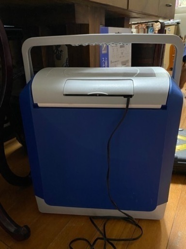 美品　車用冷蔵庫