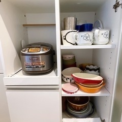 【2/25まで】食器棚の画像