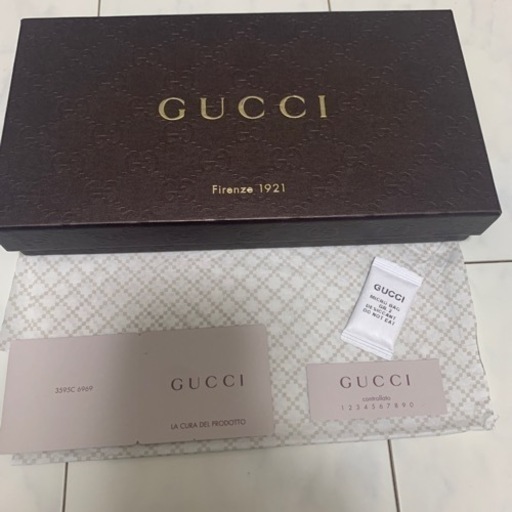 美品　GUCCI長財布