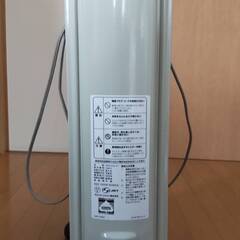 デロンギ オイルヒーター (HJ0812) 値下げしましたの画像