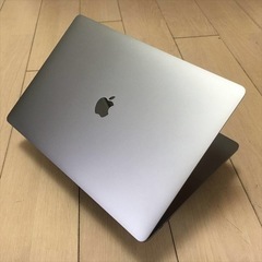 MacBook pro office2021 デザインソフト多数(^_^)の画像