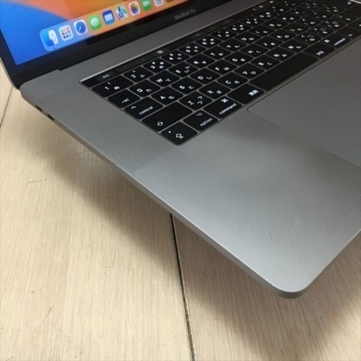 MacBook pro office2021 デザインソフト多数(^_^)