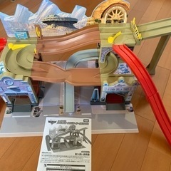 受付終了　カーズトミカ アクションコース ラジエーター・スプリングス ディズニー ピクサー ミニカーの画像