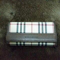バーバリー  Burberry キーケースになります！