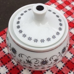 ノリタケ　noritake◎シュガーポット シルバークイーンシリーズ　新品未使用　砂糖入れ　テーブルウェアの画像