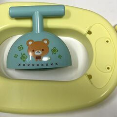 補助便座 脚フックつき 使用頻度少なく綺麗 （販売元：西松屋）の画像
