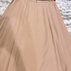 【リランドチュール】トップス・スカート・ベルトの画像