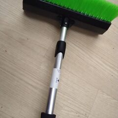 美品 スノーブラシ 雪払い ブラシの画像