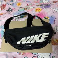 NIKE ナイキ　ウエストバッグ