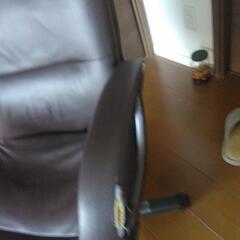 オフィスチェアの画像