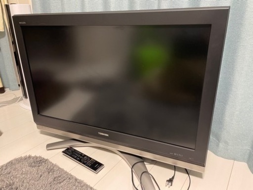 【決まりました】TOSHIBA 37インチ 液晶テレビ リモコン＆B-CASカード付き