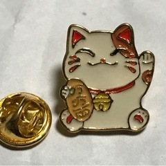 ピンバッジ「招き猫」