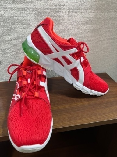 元値12,000円　Coca-Cola x ASICS コラボスニーカー