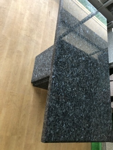 パール　御影石ダイニングテーブル