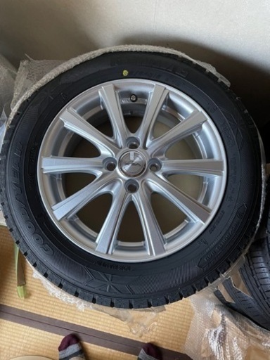 185/60/15ホイール・スタッドレス4本セット　アクア等