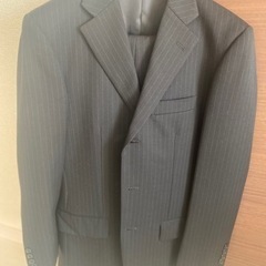 スーツ上下セットですの画像
