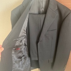 スーツ上下セットですの画像