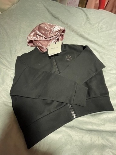 モンクレール新品未使用