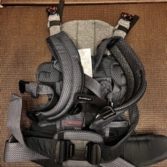 “交渉中”【美品・人気カラー！】ベビービョルン抱っこ紐　ハーモニーの画像