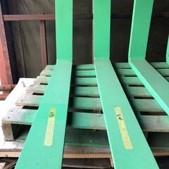 ★全国発送可能　フォｰクリフト用　爪 1070mm