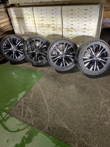 【ジモティー特別価格】LEONIS UC17インチタイヤ4本セット