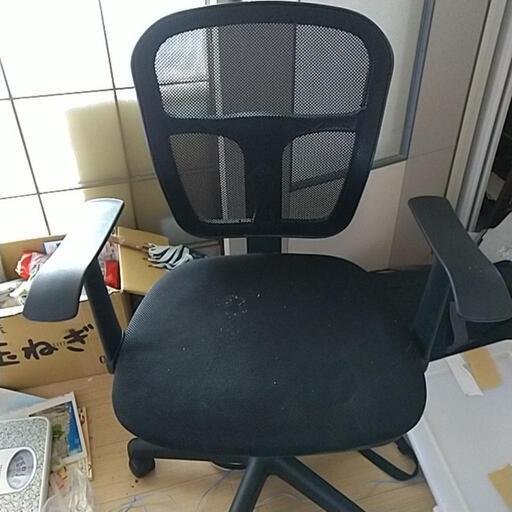 【値下げしました、月曜日処分します】肘つきチェア