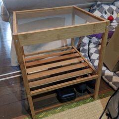 IKEA　NESNA ネスナ サイドテーブル、竹、ガラストップ