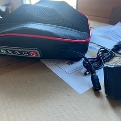 【新品】背中マッサージ シートマッサージャー マッサージクッション マッサージ器 マッサージ機 腰痛クッション ヒーター付き 肩・背中・腰・ふくらはぎ・足裏 肩こり ストレス解消 揉み 家庭用＆職場用＆旅行用 ＆車用の画像