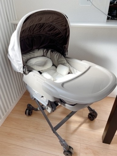 Combi ホワイトレーベル ネムリラ AUTO SWING BEDi おやすみドーム EG