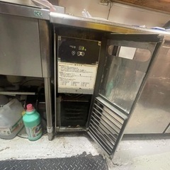 業務用冷蔵庫