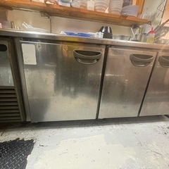 業務用冷蔵庫の画像