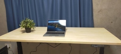 【あと数日のみ】電動式 昇降デスク　160cm × 70cm