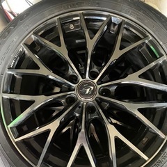 235/50/18 アルミセットの画像