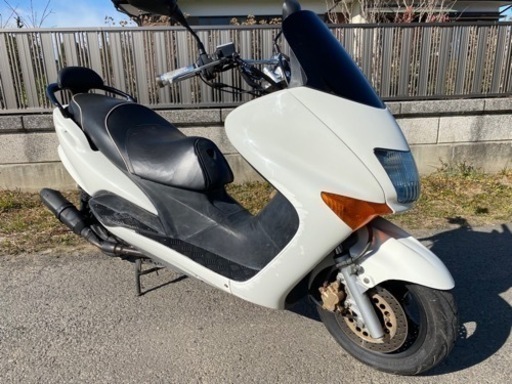 ☆マジェスティ125色々カスタム車両☆社外マフラー・シート・バーハンドル仕様^_^プラグやオイルなど交換済みで快調☆