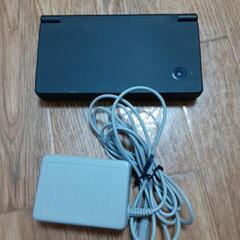 (取り引き中)ニンテンドーDS本体とソフト５点の画像