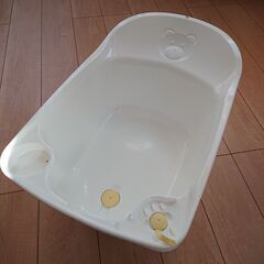 ベビーバス アカチャンホンポ