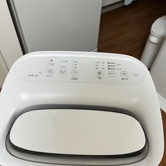 除湿・加湿・衣類乾燥機機能付き空気清浄機（SHARP）