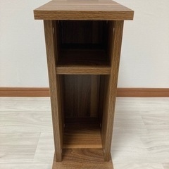コンセント付きサイドテーブルの画像