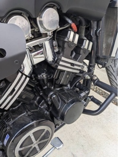 VMAX 1200 車検5年９月　早い物勝ち　絶好調の車両です！泣きの値段です！純正マフラーも付けますよ