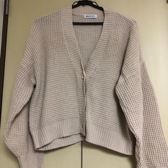 カーディガン　ベージュ
