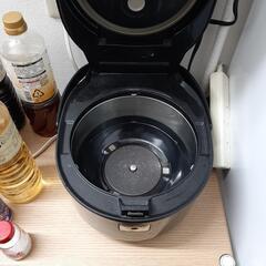 (受け渡し予定者確定)TIGER製の炊飯器の画像