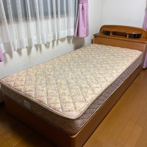 収納付きシングルベッド