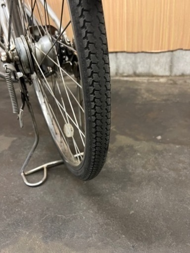 格安掲載‼️ 電動アシスト自転車 BRIDGESTONE アシスタ シルバー 26インチ  バッテリー 充電器有り 記載エリア配送可能
