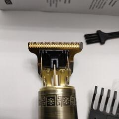 新品未使用　バッテリー内蔵USB充電式バリカンやトリマーとしての画像