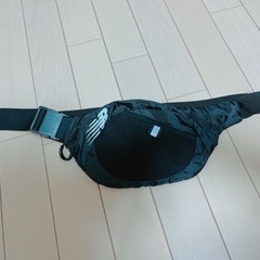 ニューバランス　ミニポーチ　ウエストポーチ美品