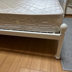 シングルベッドの画像