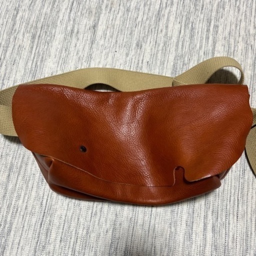 受け渡し決定Uniのメッセンジャーバッグ