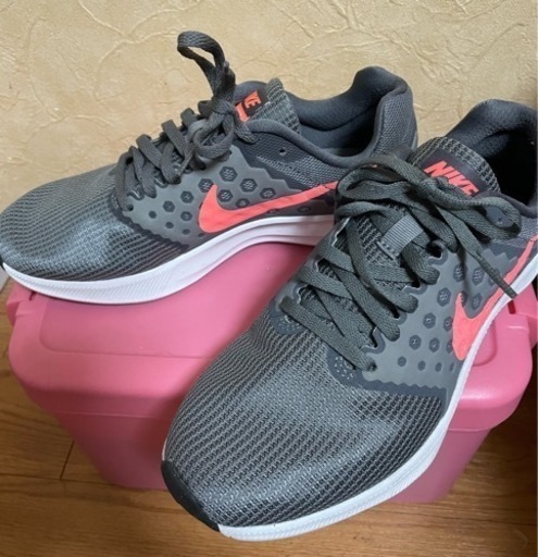 【☆室内使用のみ☆】NIKE ダウンシフター7 24.5センチ