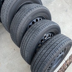 175/65/15 ホイールタイヤ　タイヤ溝ありの画像