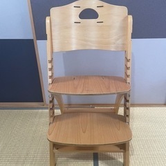 子供用可変椅子の画像